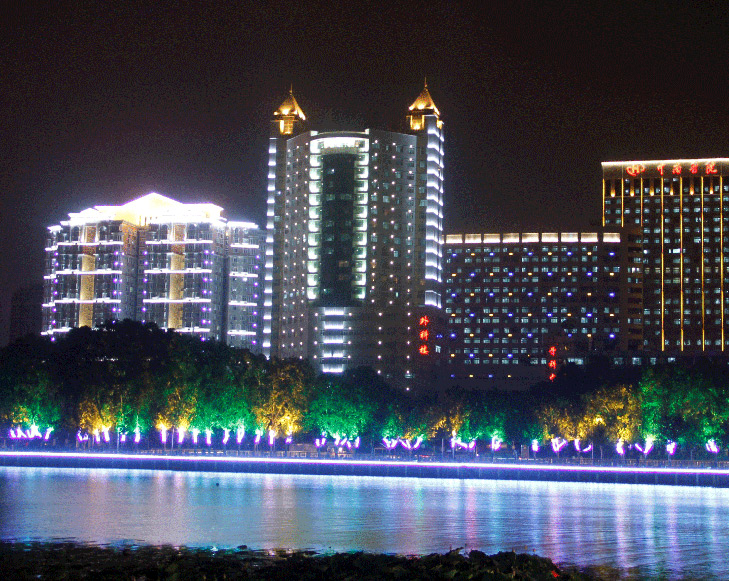 �����������̰���